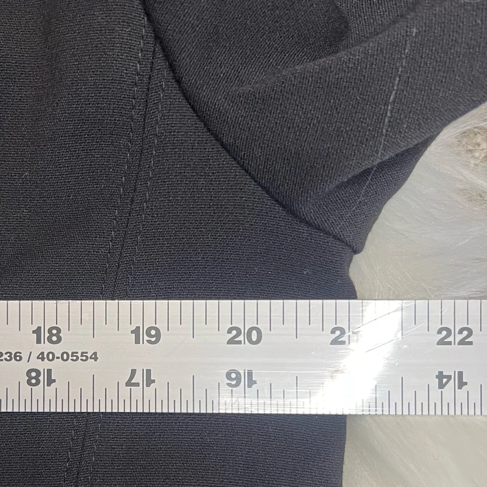 KARL LAGERFELD PARIS Drop Belted Trench Coat size M EUC - Picture 8 of 9